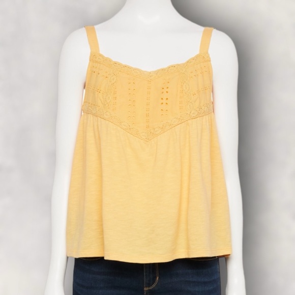 *NWT*‎ Juniors' Rewind Crochet-Trim
Tank Top - Size M - Picture 6 of 6